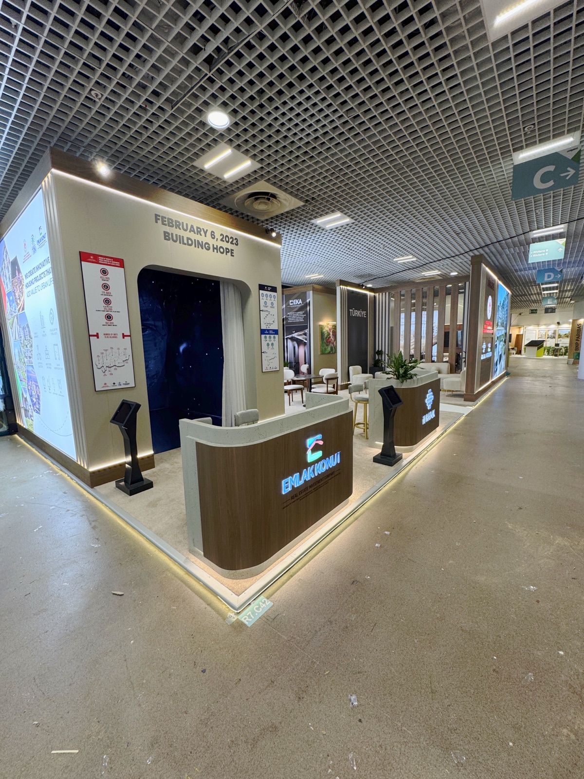 Emlak Konut Bespoke stand at MIPIM, view 3