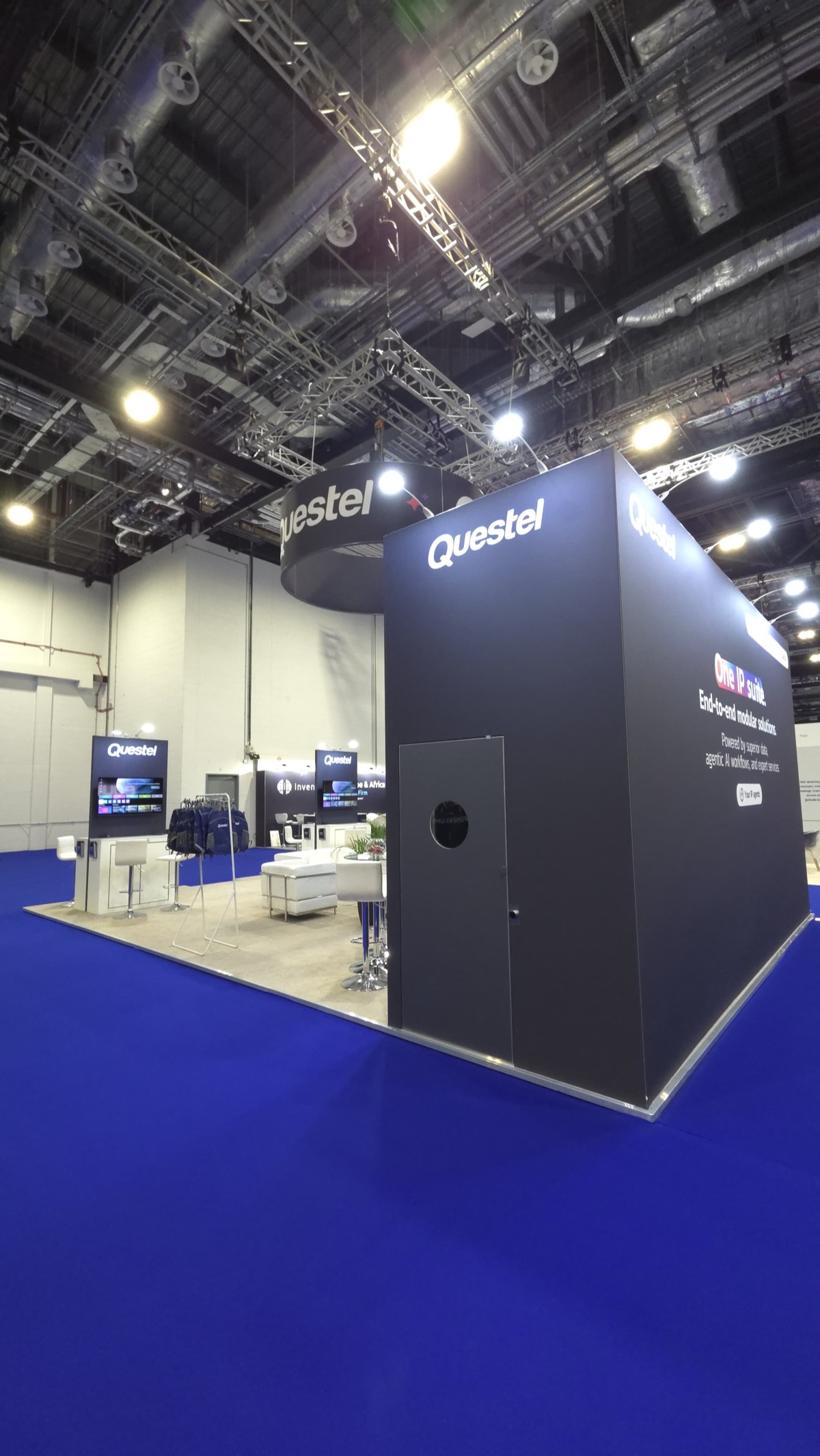 Questel DUM FLEX stand at INTA Annual Meeting, view 4